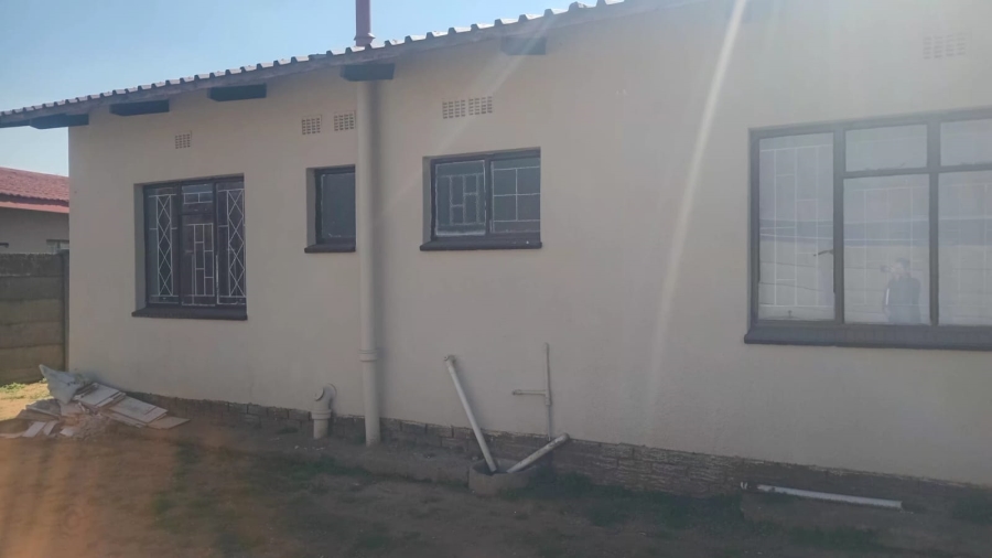 4 Bedroom Property for Sale in Sasolburg Ext 12 Free State